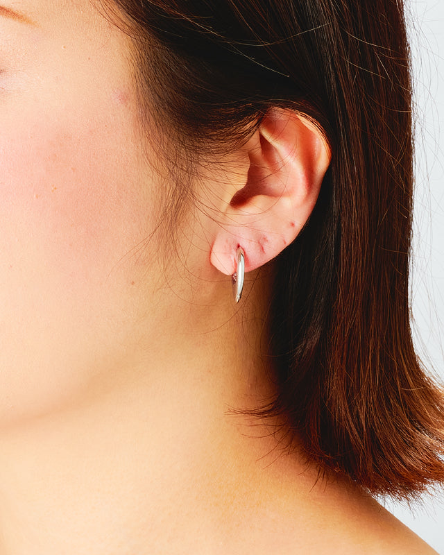 ライリー ピアス