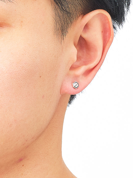 オクト ピアス