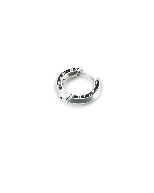 ダノン ピアス